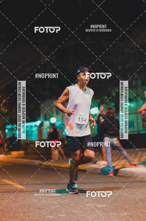 Buy your photos of the eventNight Run 5K 10K Praia Grande on Fotop