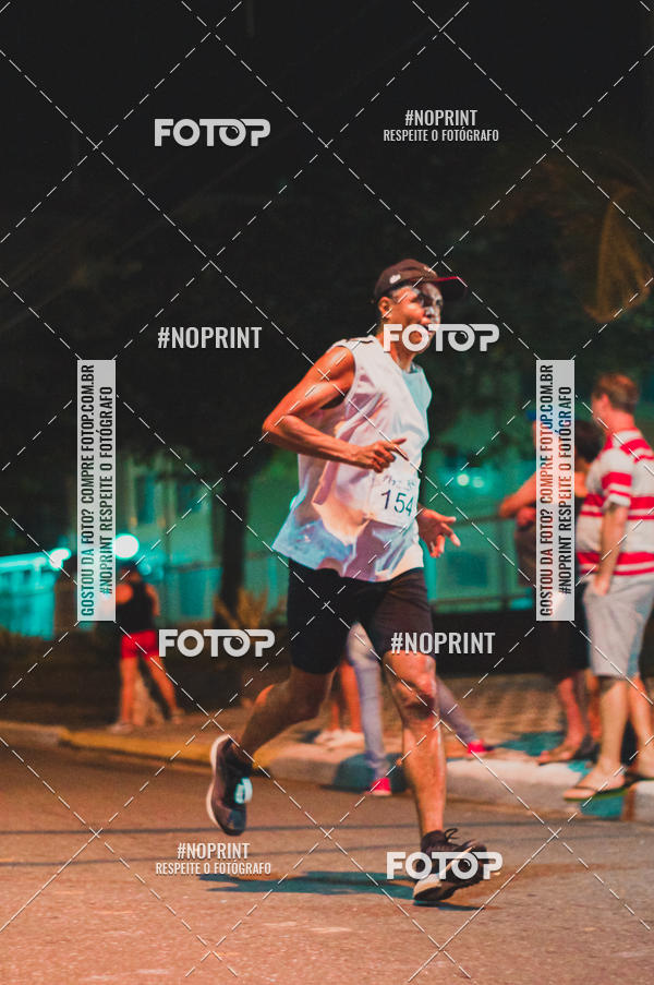 Buy your photos of the eventNight Run 5K 10K Praia Grande on Fotop