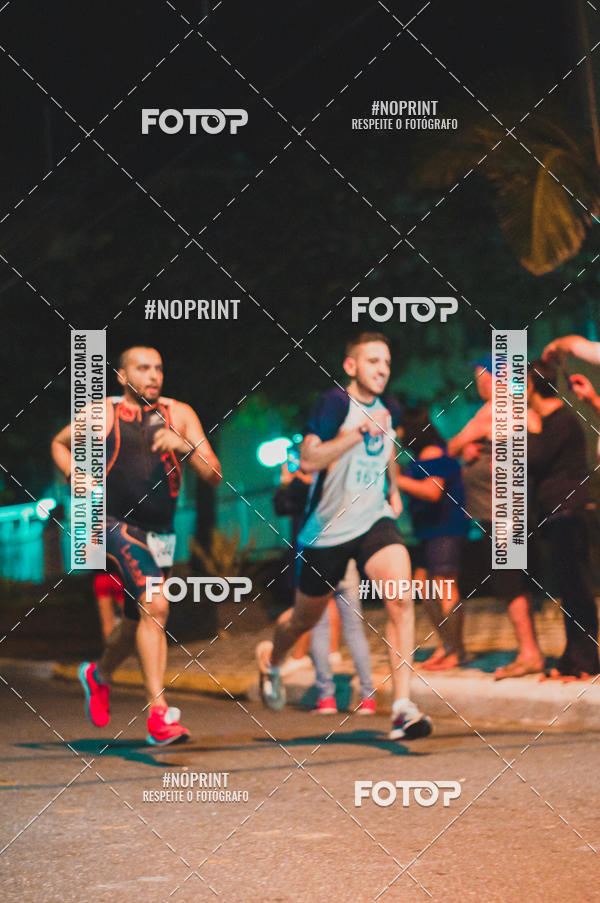 Buy your photos of the eventNight Run 5K 10K Praia Grande on Fotop