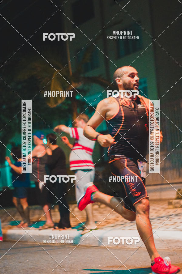 Buy your photos of the eventNight Run 5K 10K Praia Grande on Fotop