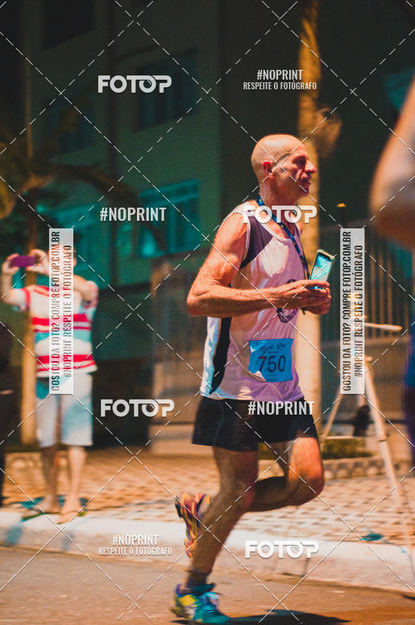 Buy your photos of the eventNight Run 5K 10K Praia Grande on Fotop