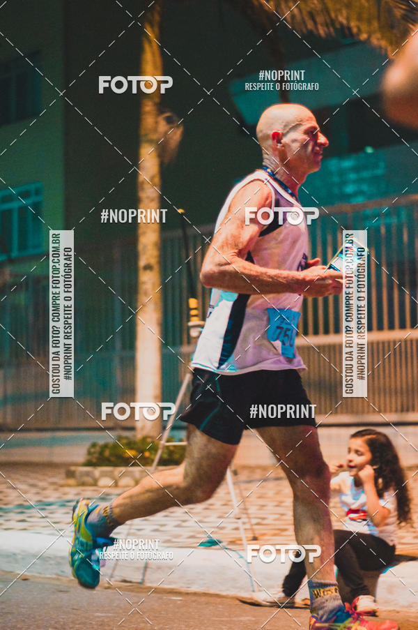 Buy your photos of the eventNight Run 5K 10K Praia Grande on Fotop