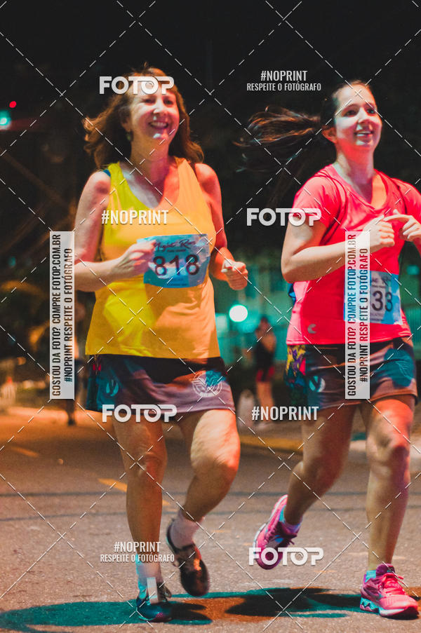 Buy your photos of the eventNight Run 5K 10K Praia Grande on Fotop