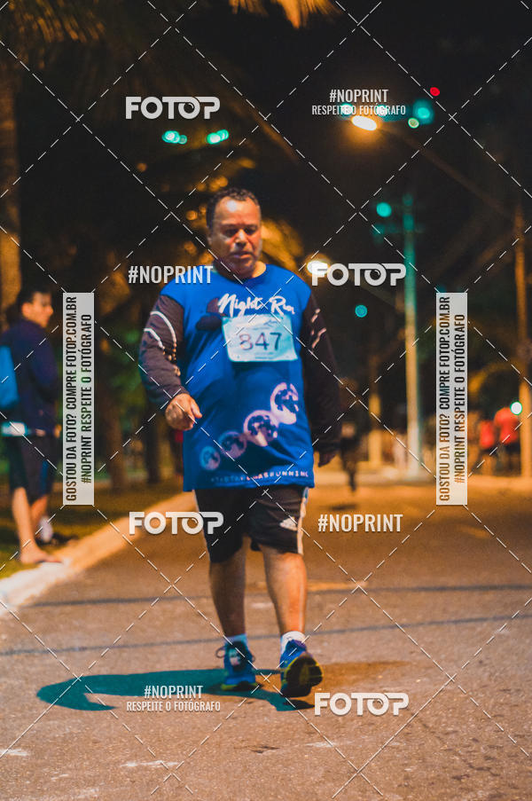 Buy your photos of the eventNight Run 5K 10K Praia Grande on Fotop