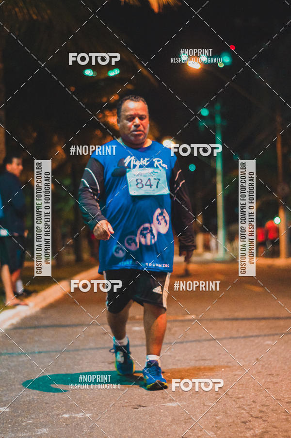 Buy your photos of the eventNight Run 5K 10K Praia Grande on Fotop