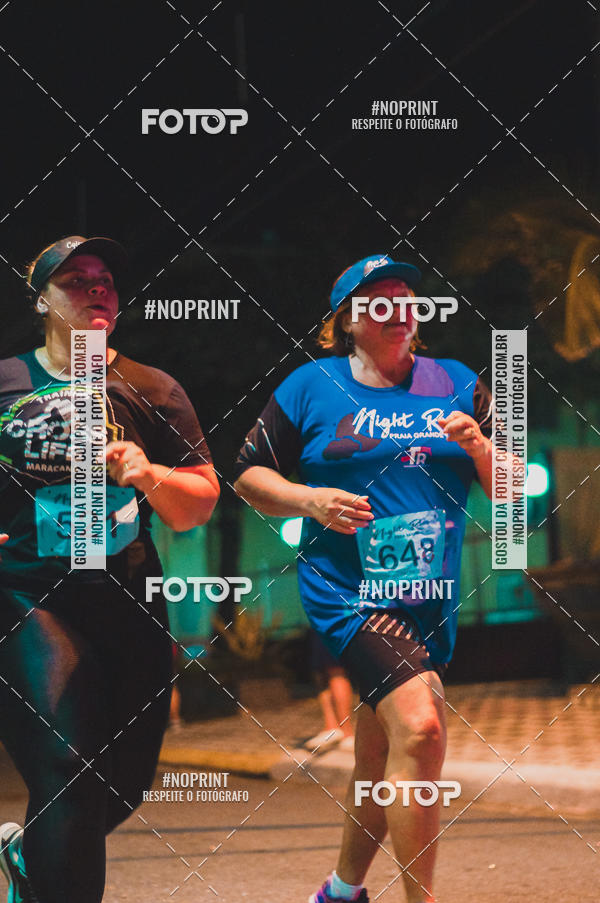 Buy your photos of the eventNight Run 5K 10K Praia Grande on Fotop