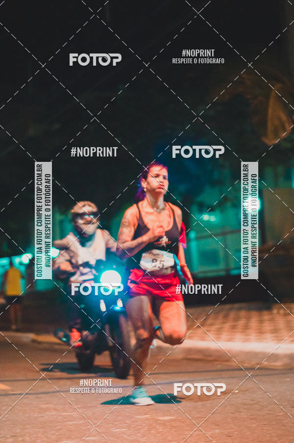 Buy your photos of the eventNight Run 5K 10K Praia Grande on Fotop