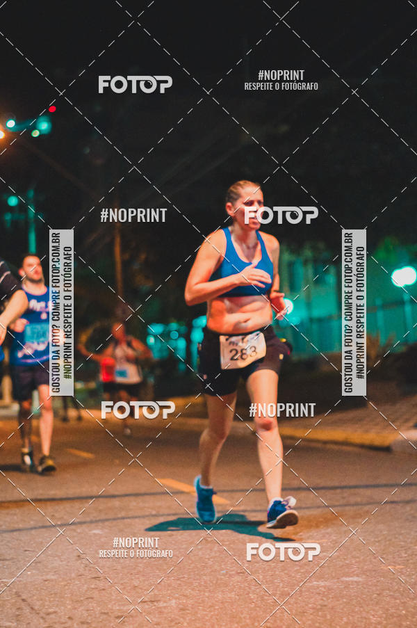 Buy your photos of the eventNight Run 5K 10K Praia Grande on Fotop