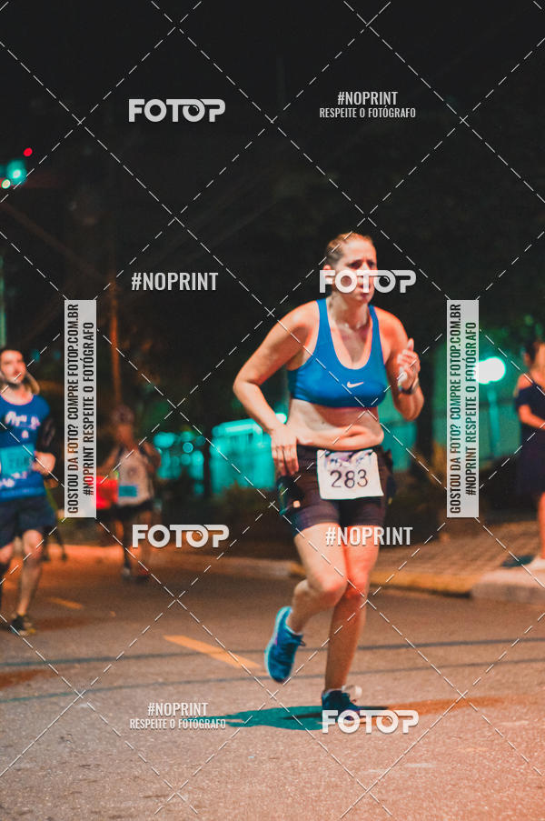 Buy your photos of the eventNight Run 5K 10K Praia Grande on Fotop