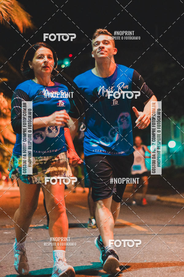 Buy your photos of the eventNight Run 5K 10K Praia Grande on Fotop