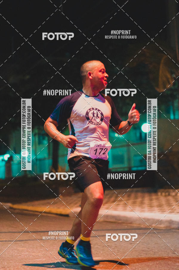 Buy your photos of the eventNight Run 5K 10K Praia Grande on Fotop