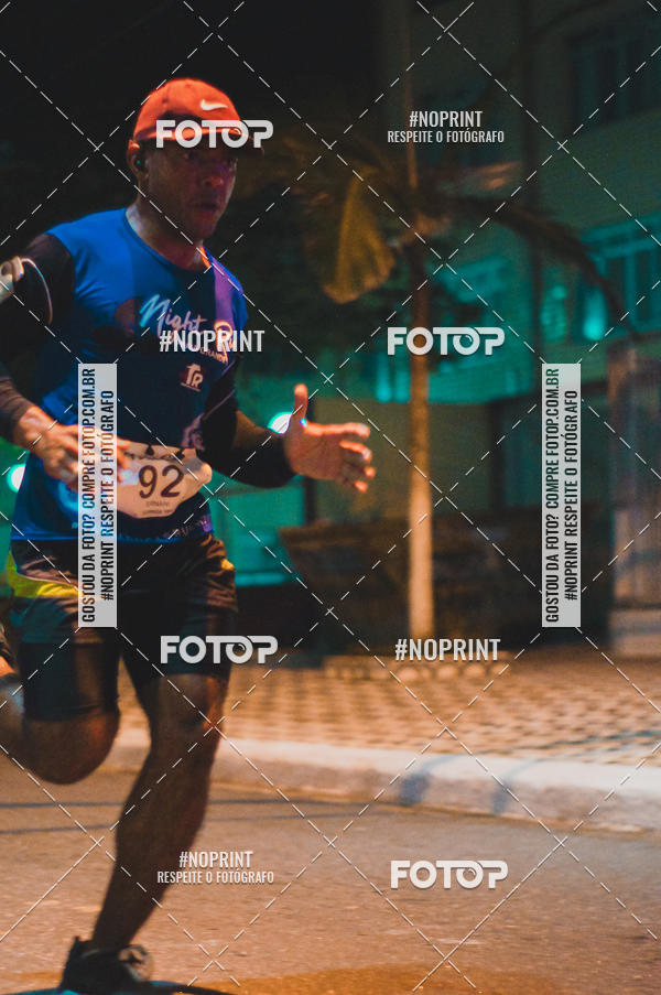 Buy your photos of the eventNight Run 5K 10K Praia Grande on Fotop