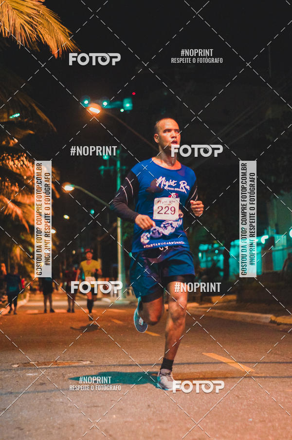 Buy your photos of the eventNight Run 5K 10K Praia Grande on Fotop