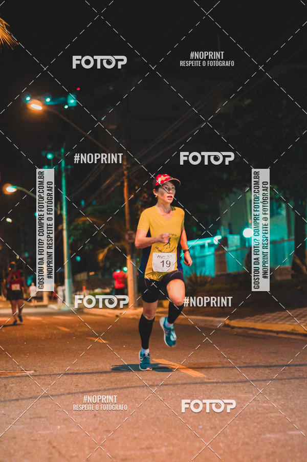 Buy your photos of the eventNight Run 5K 10K Praia Grande on Fotop