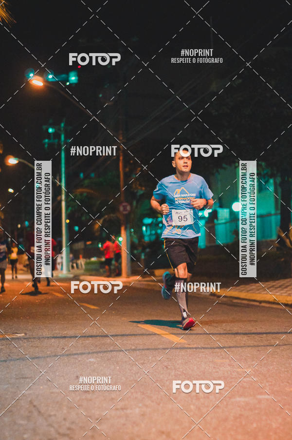 Buy your photos of the eventNight Run 5K 10K Praia Grande on Fotop