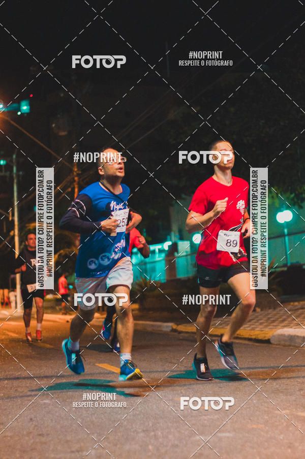 Buy your photos of the eventNight Run 5K 10K Praia Grande on Fotop