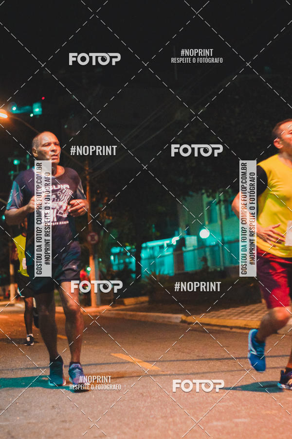 Buy your photos of the eventNight Run 5K 10K Praia Grande on Fotop