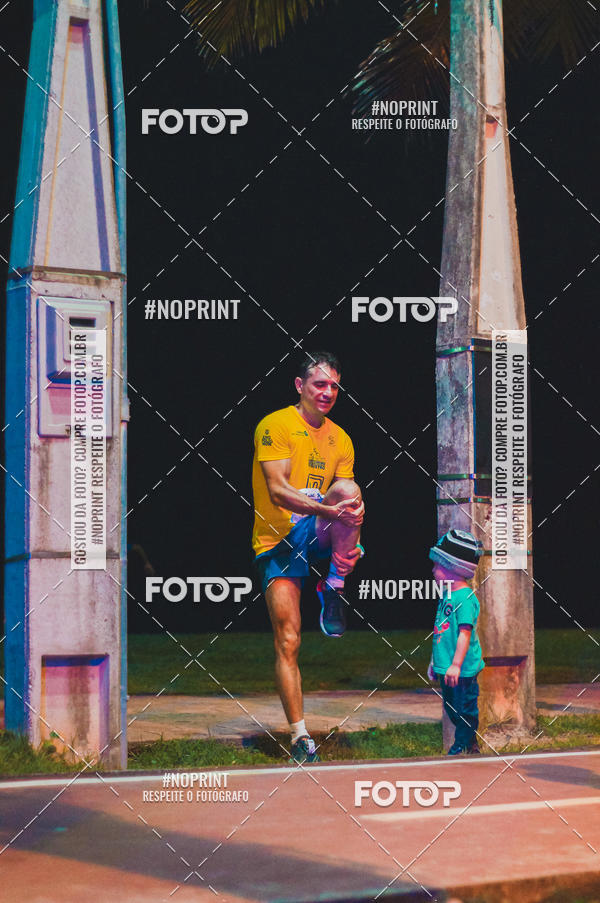Buy your photos of the eventNight Run 5K 10K Praia Grande on Fotop