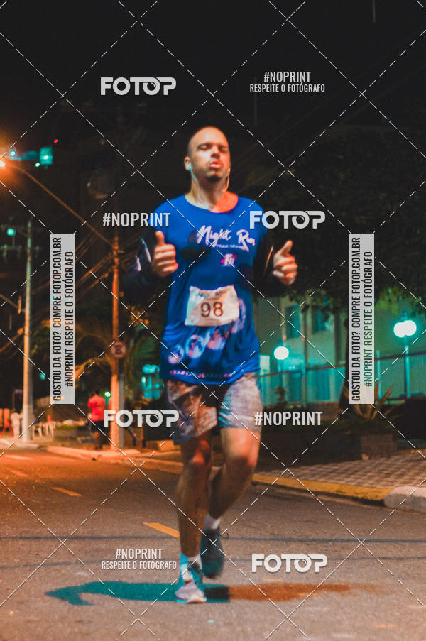 Buy your photos of the eventNight Run 5K 10K Praia Grande on Fotop