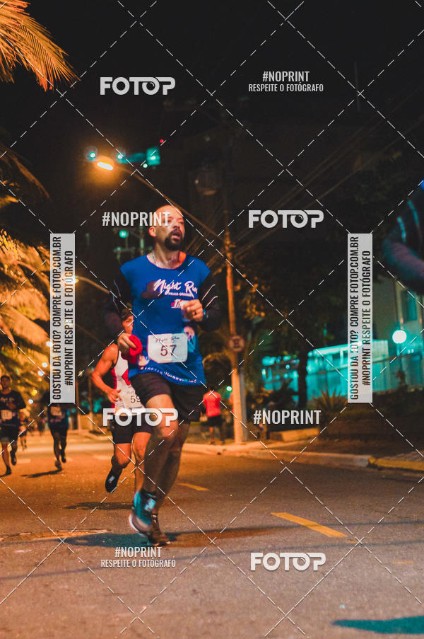 Buy your photos of the eventNight Run 5K 10K Praia Grande on Fotop