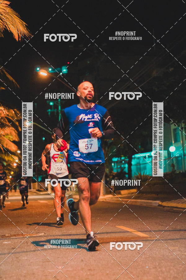 Buy your photos of the eventNight Run 5K 10K Praia Grande on Fotop