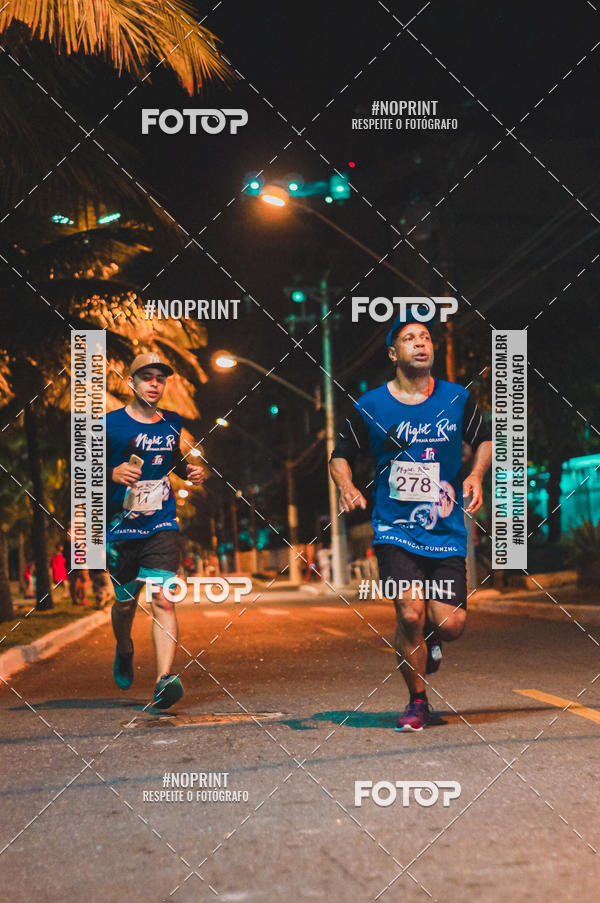 Buy your photos of the eventNight Run 5K 10K Praia Grande on Fotop