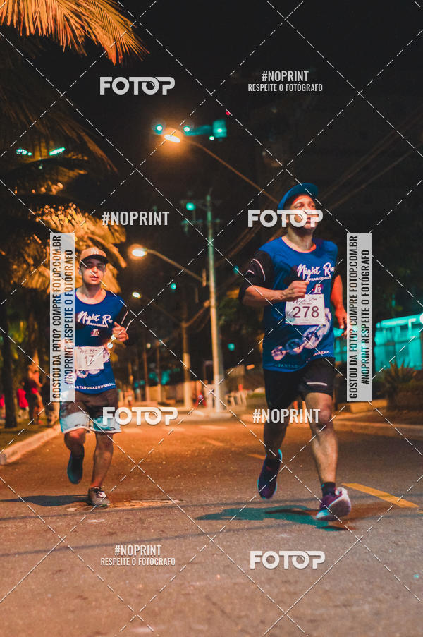 Buy your photos of the eventNight Run 5K 10K Praia Grande on Fotop