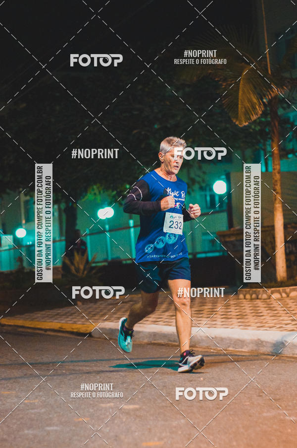 Buy your photos of the eventNight Run 5K 10K Praia Grande on Fotop