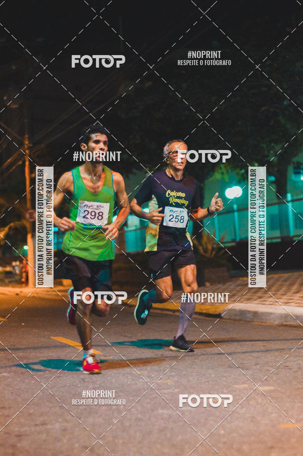 Buy your photos of the eventNight Run 5K 10K Praia Grande on Fotop