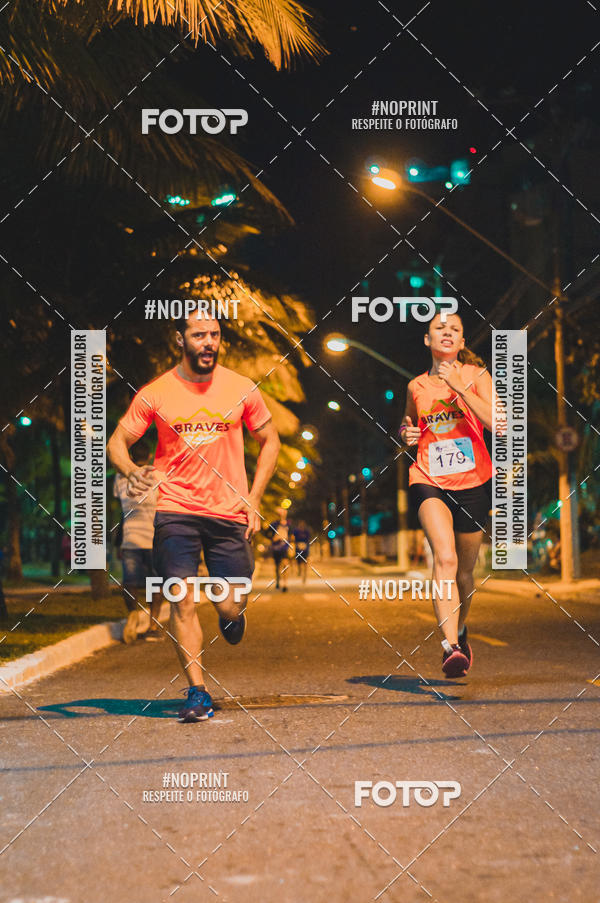Buy your photos of the eventNight Run 5K 10K Praia Grande on Fotop