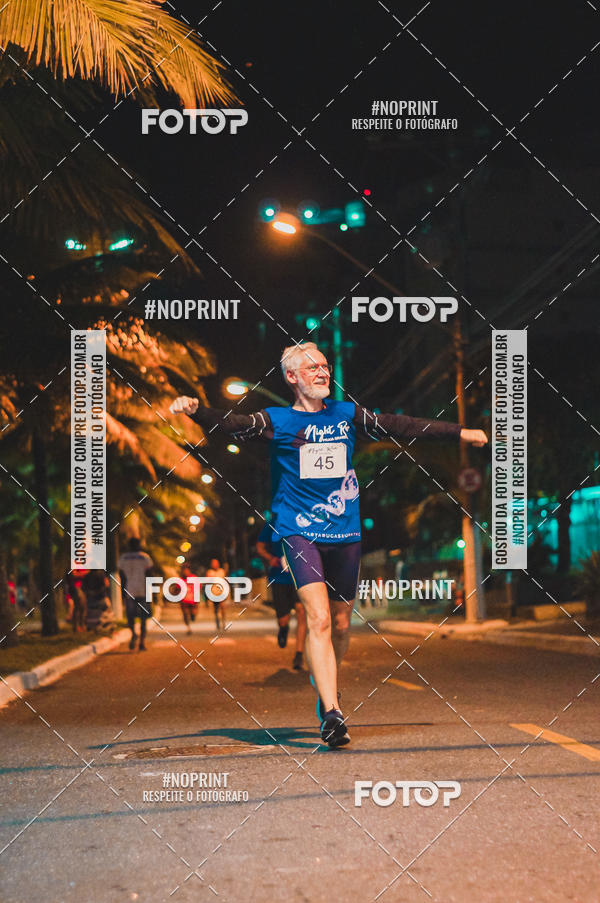 Buy your photos of the eventNight Run 5K 10K Praia Grande on Fotop