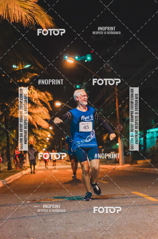 Buy your photos of the eventNight Run 5K 10K Praia Grande on Fotop