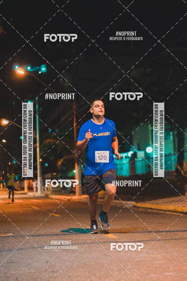 Buy your photos of the eventNight Run 5K 10K Praia Grande on Fotop