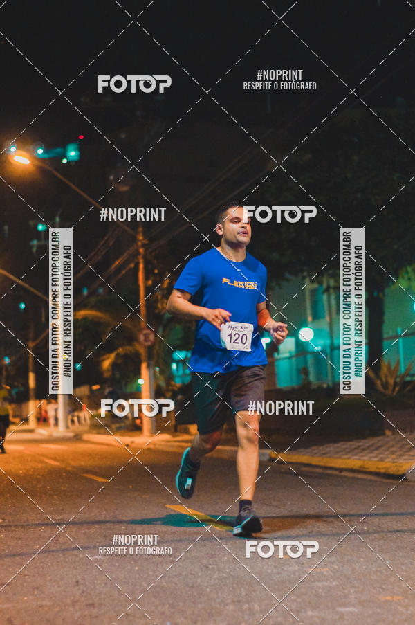 Buy your photos of the eventNight Run 5K 10K Praia Grande on Fotop