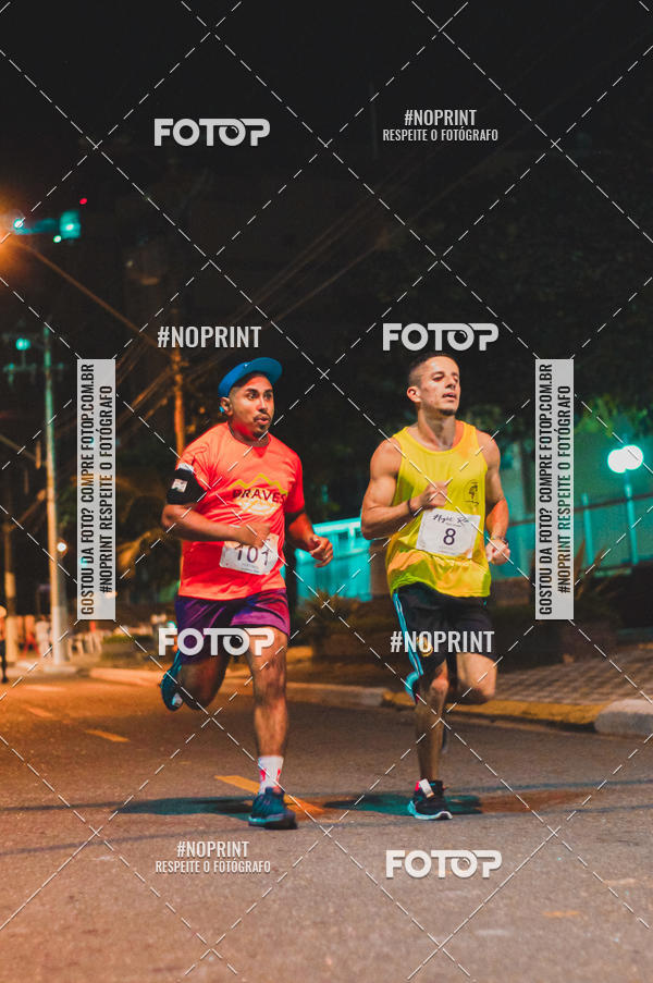 Buy your photos of the eventNight Run 5K 10K Praia Grande on Fotop