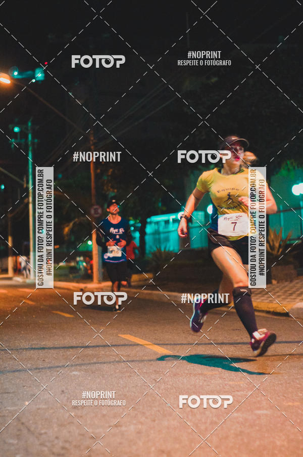 Buy your photos of the eventNight Run 5K 10K Praia Grande on Fotop
