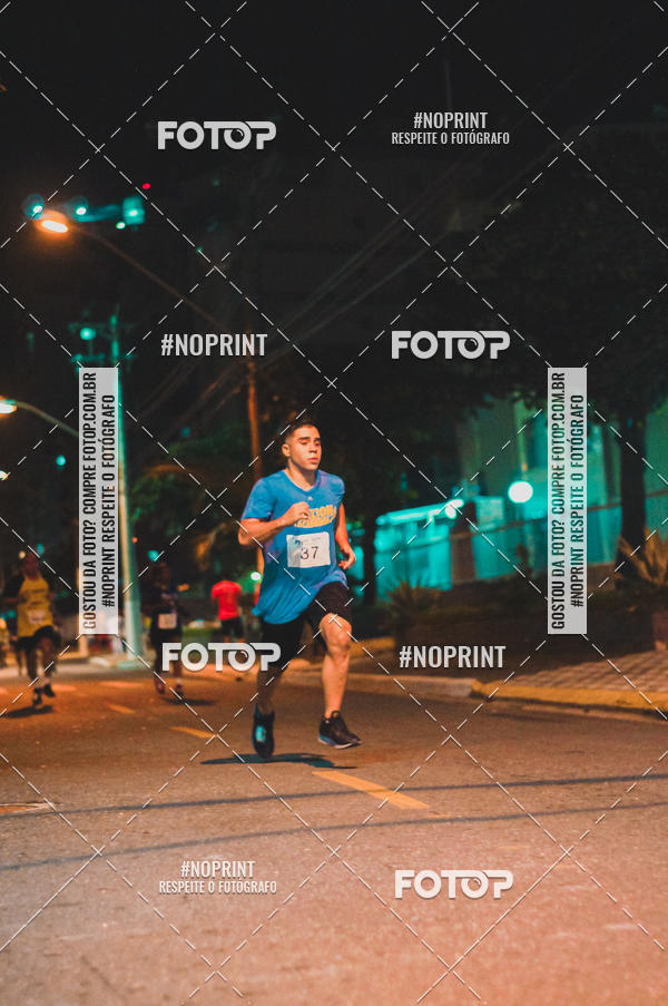 Buy your photos of the eventNight Run 5K 10K Praia Grande on Fotop