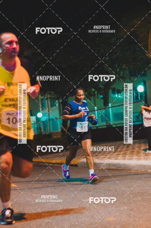 Buy your photos of the eventNight Run 5K 10K Praia Grande on Fotop