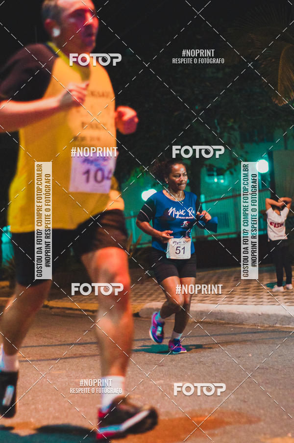 Buy your photos of the eventNight Run 5K 10K Praia Grande on Fotop