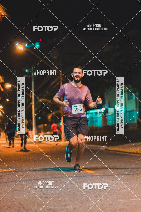 Buy your photos of the eventNight Run 5K 10K Praia Grande on Fotop
