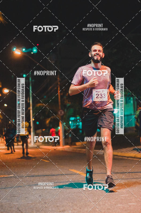 Buy your photos of the eventNight Run 5K 10K Praia Grande on Fotop