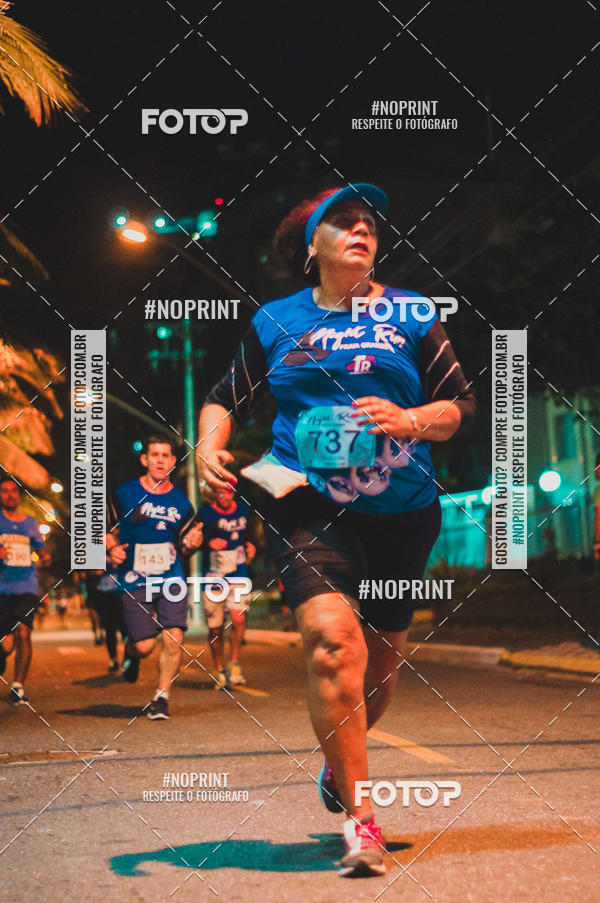 Buy your photos of the eventNight Run 5K 10K Praia Grande on Fotop