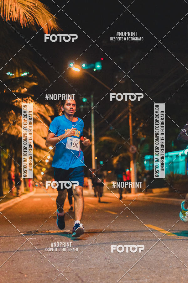 Buy your photos of the eventNight Run 5K 10K Praia Grande on Fotop