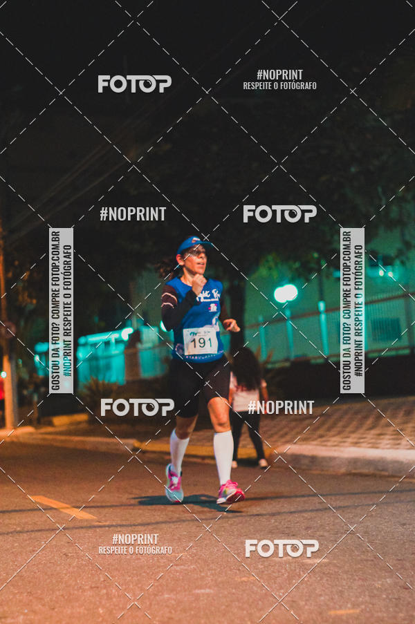 Buy your photos of the eventNight Run 5K 10K Praia Grande on Fotop