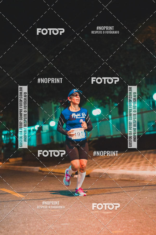 Buy your photos of the eventNight Run 5K 10K Praia Grande on Fotop