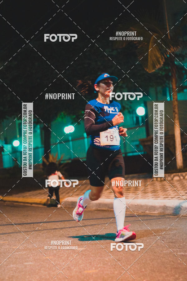 Buy your photos of the eventNight Run 5K 10K Praia Grande on Fotop
