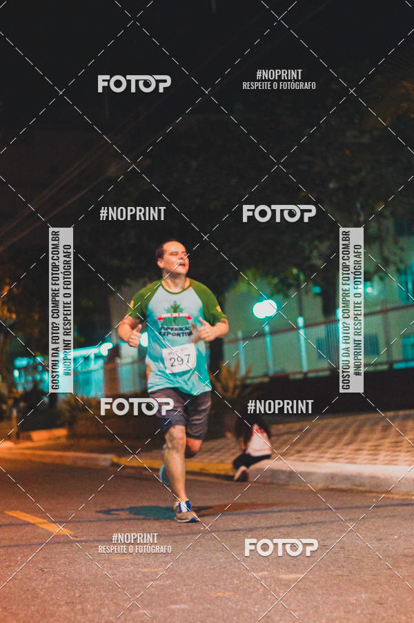 Buy your photos of the eventNight Run 5K 10K Praia Grande on Fotop