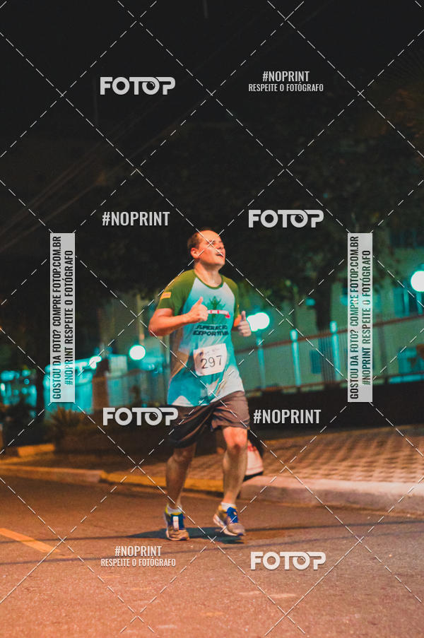 Buy your photos of the eventNight Run 5K 10K Praia Grande on Fotop
