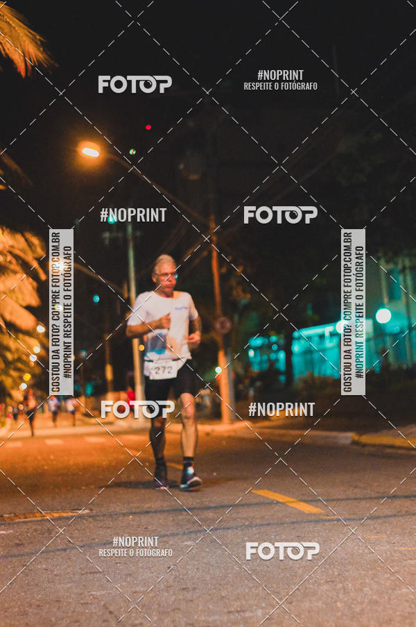 Buy your photos of the eventNight Run 5K 10K Praia Grande on Fotop