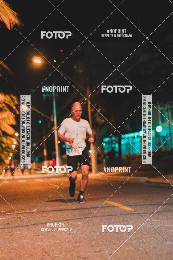Buy your photos of the eventNight Run 5K 10K Praia Grande on Fotop